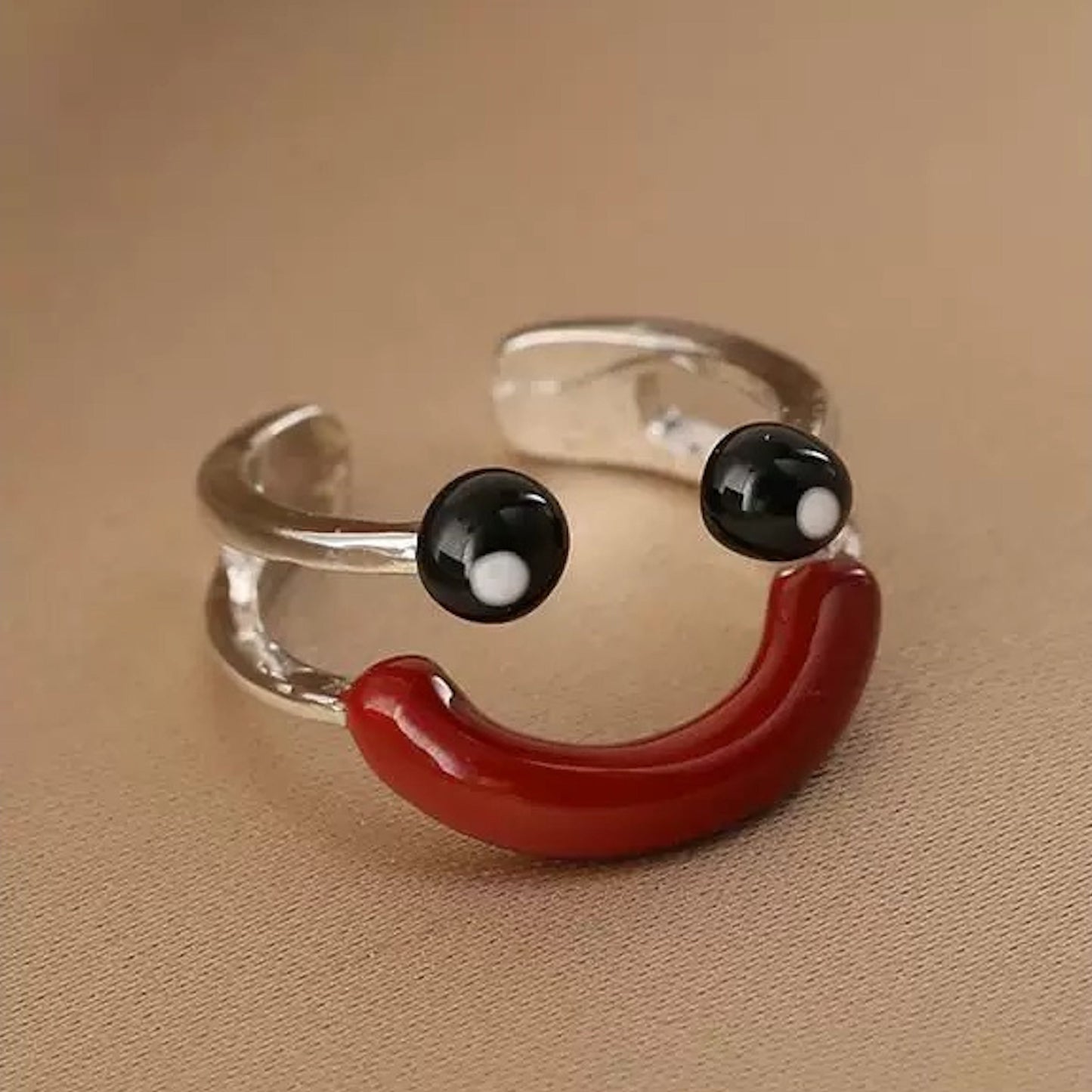 Cheerful Quirk Smile Ring